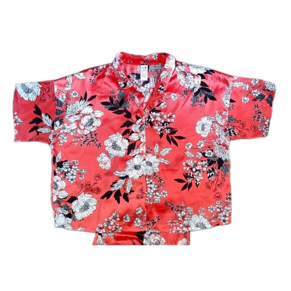 Secret Treasures Satin Pajama Set Size 2X 18/20 Red Floral Print Crop Pant - Picture 5 of 8